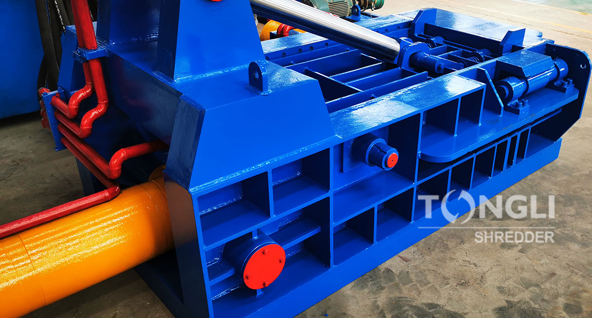 medium metal baler