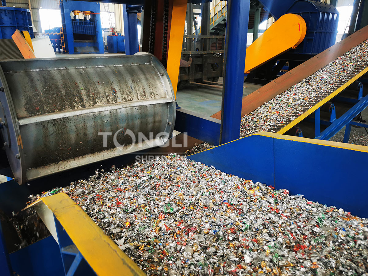 cans crushing and sorting production line